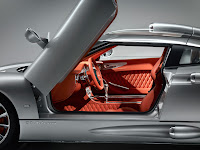 Spyker C8 Aileron interior