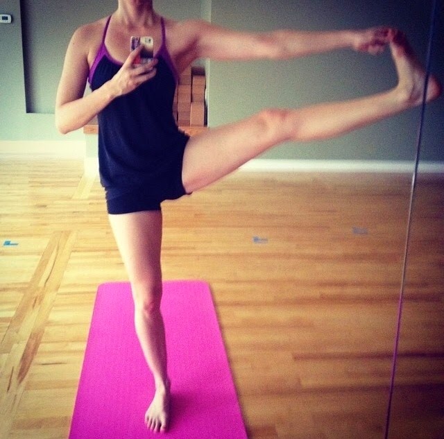 The Art Of Taking A Yoga Selfie Yago Selfies