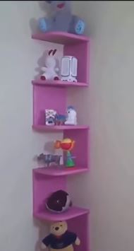 Aprende Como Hacer Lindas Repisas De Carton Reciclado Y Madera Manoslindas Com Repisas Recicladas Habitacion Diy Muebles De Carton