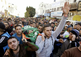 MIDDLE EAST: PALESTINIAN MOURN THREE DEAD: