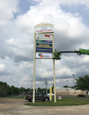 Pylon Sign Shopping Center Louisiana
