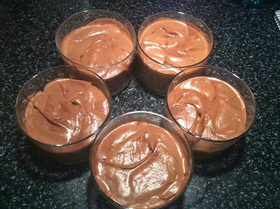 Mousse de chocolate en vasitos