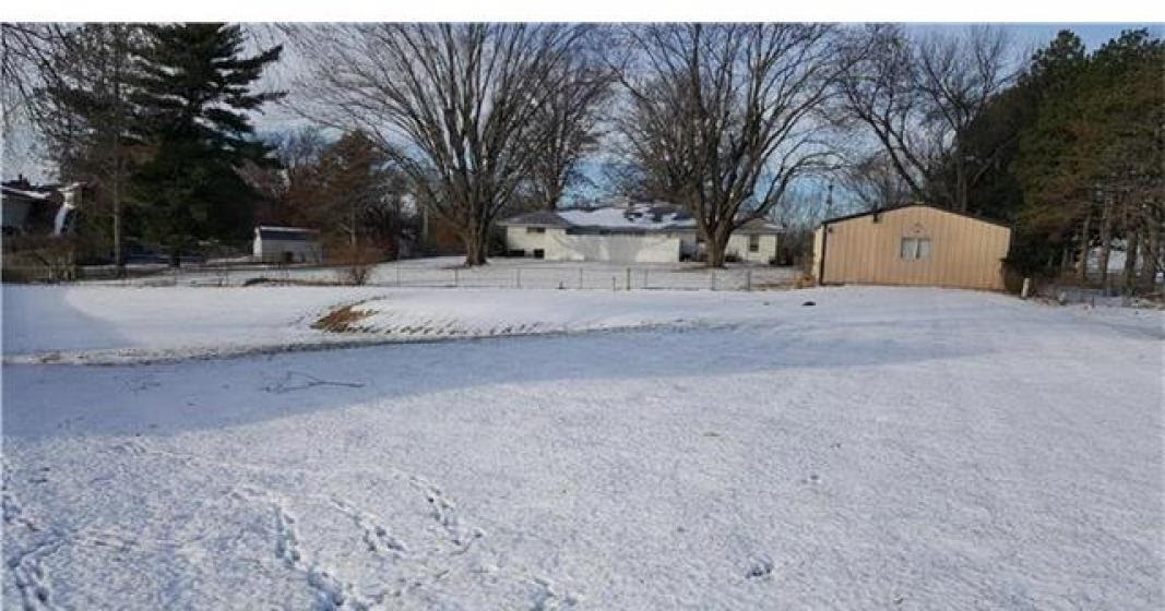 REMAX Nice Building Lot in Kings Addition Excelsior Springs MO