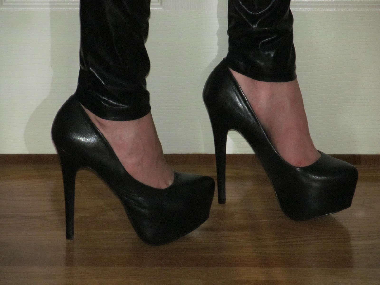 steve madden dejavu heels