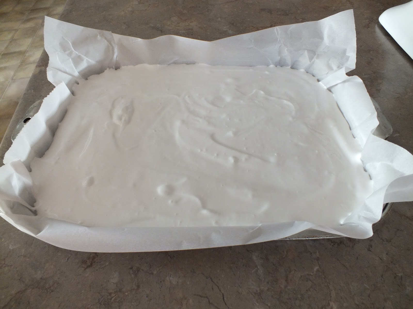 straythreads What is the fluffy white stuff?