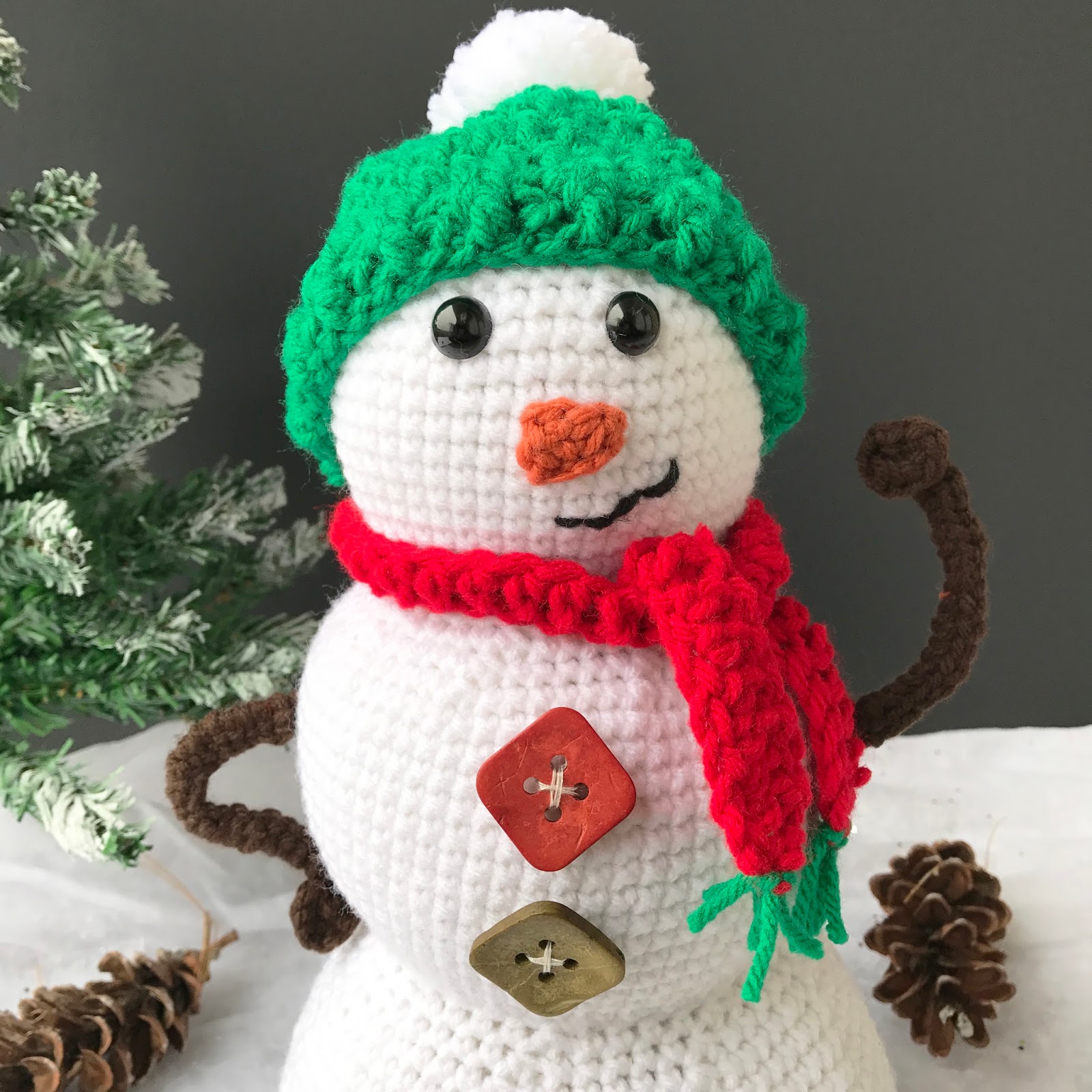 snowman-amigurumi-crochet-pattern-crochet-along-part-1-maria-s-blue