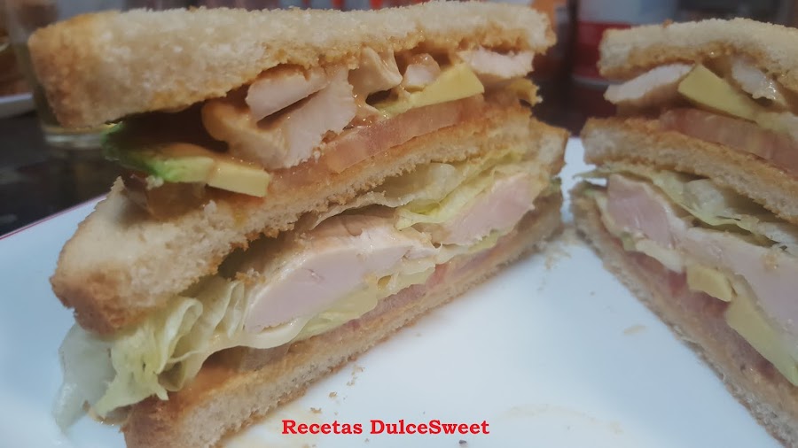Receta Sándwich pollo con aguacate