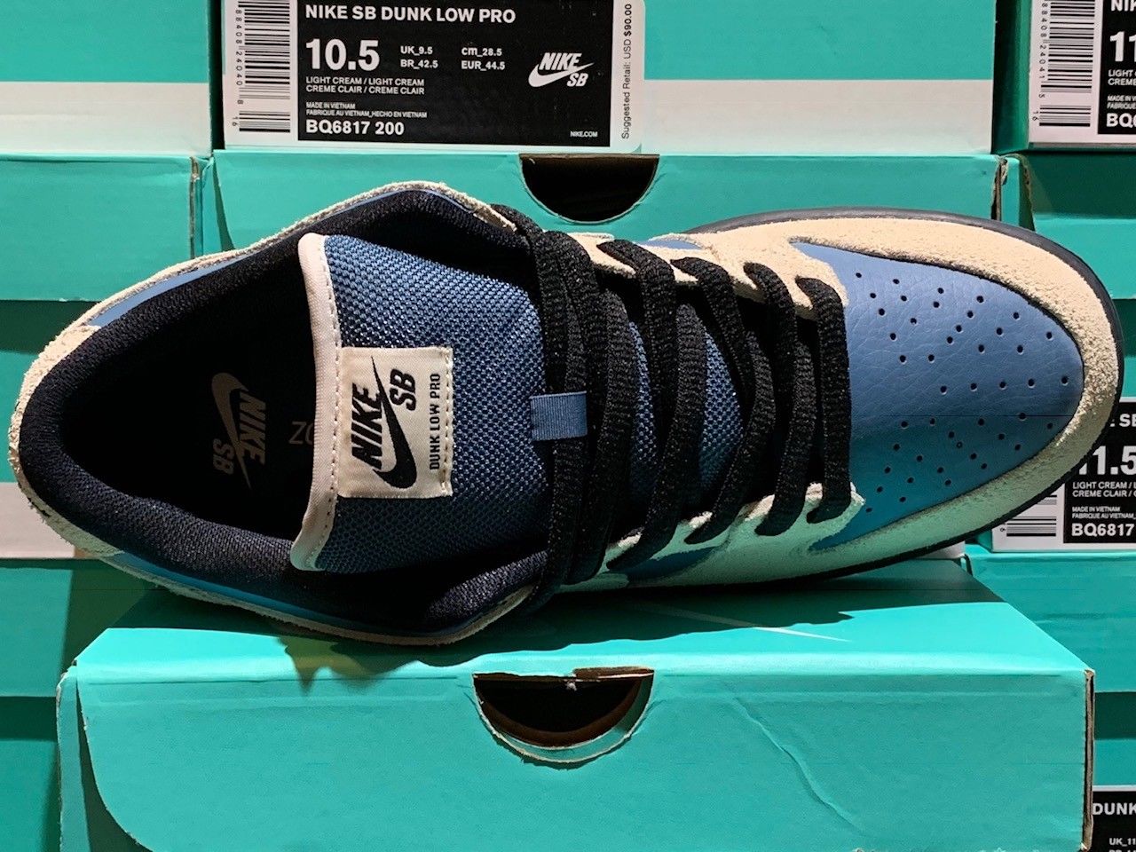 nike sb dunk low light cream