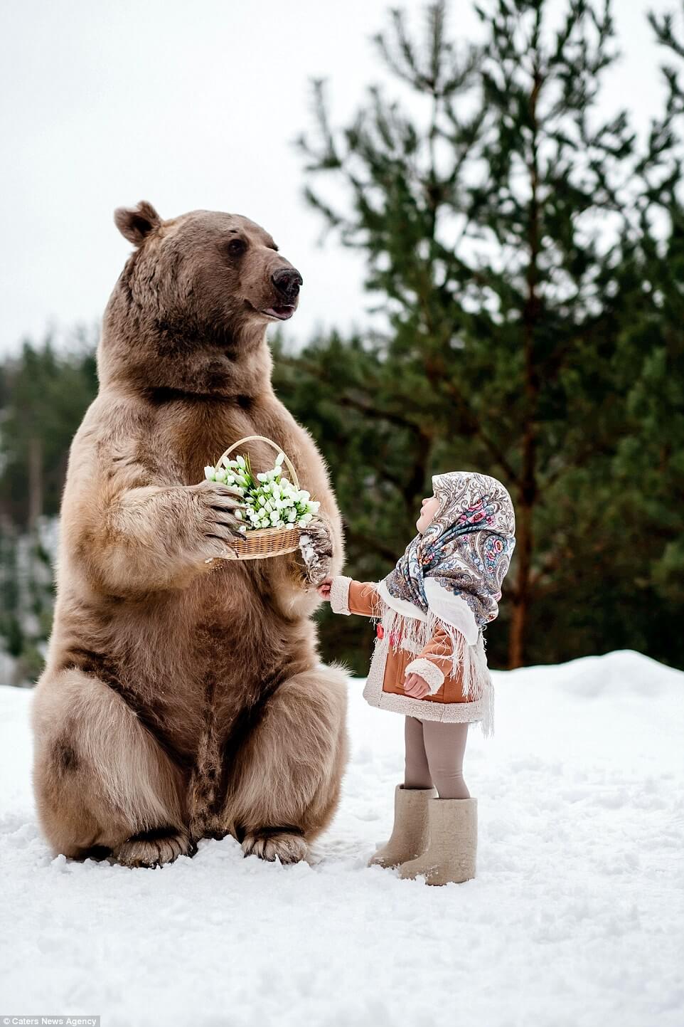 Astounding Photos Of Children Posing With Huge Grizzly Bear