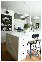 cozy minimalist re nester offering classes anything mom right