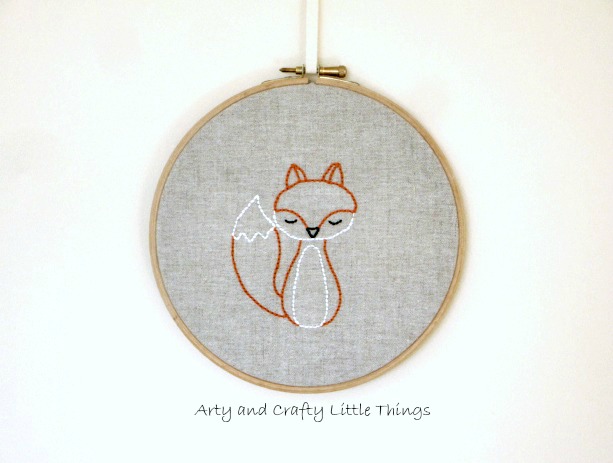 26 Fun and Free Embroidery Patterns featured by top US sewing blog, Flamingo Toes.