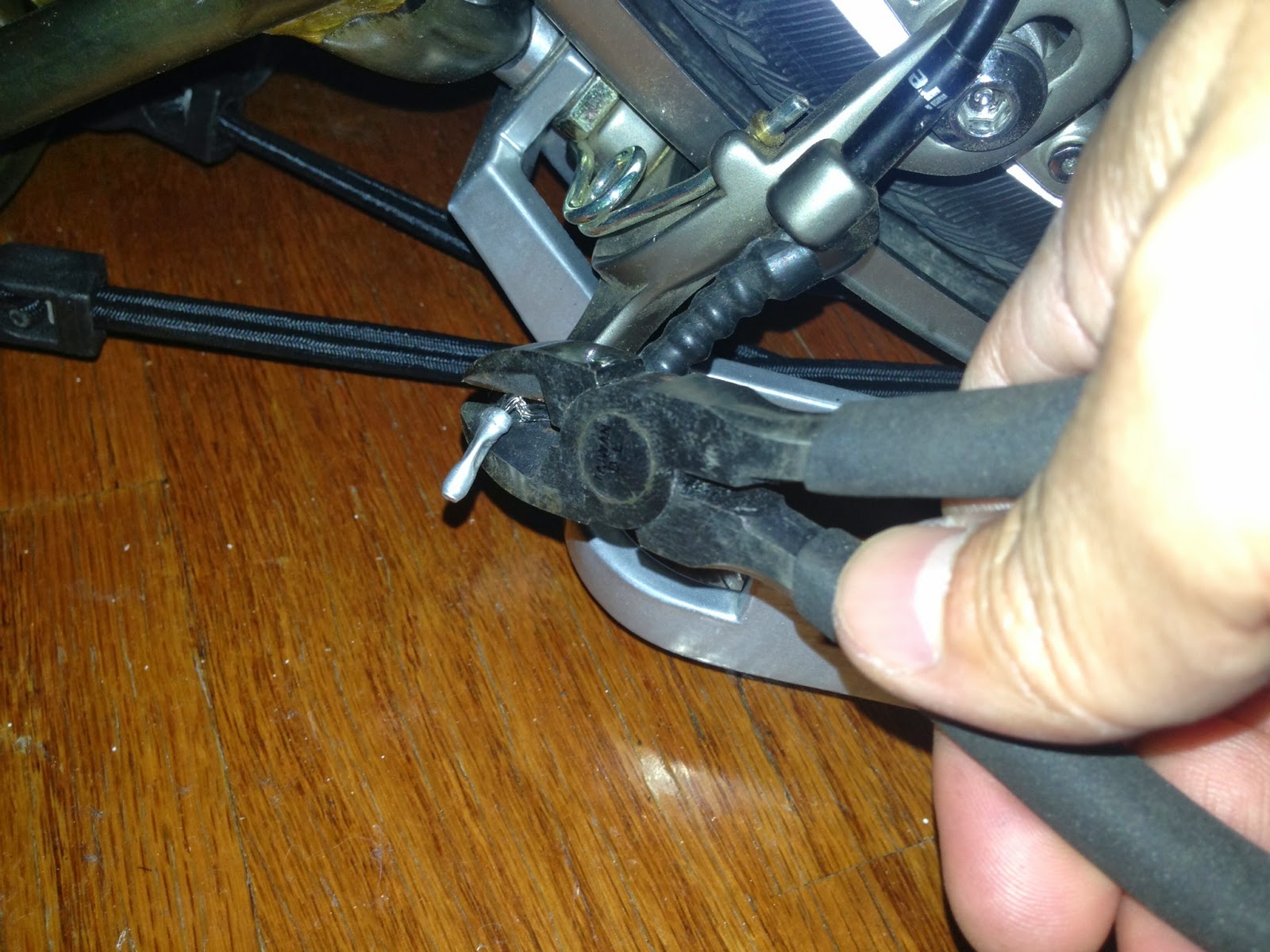 The Dirty Brompton Installation of 2013 Brompton brake levers