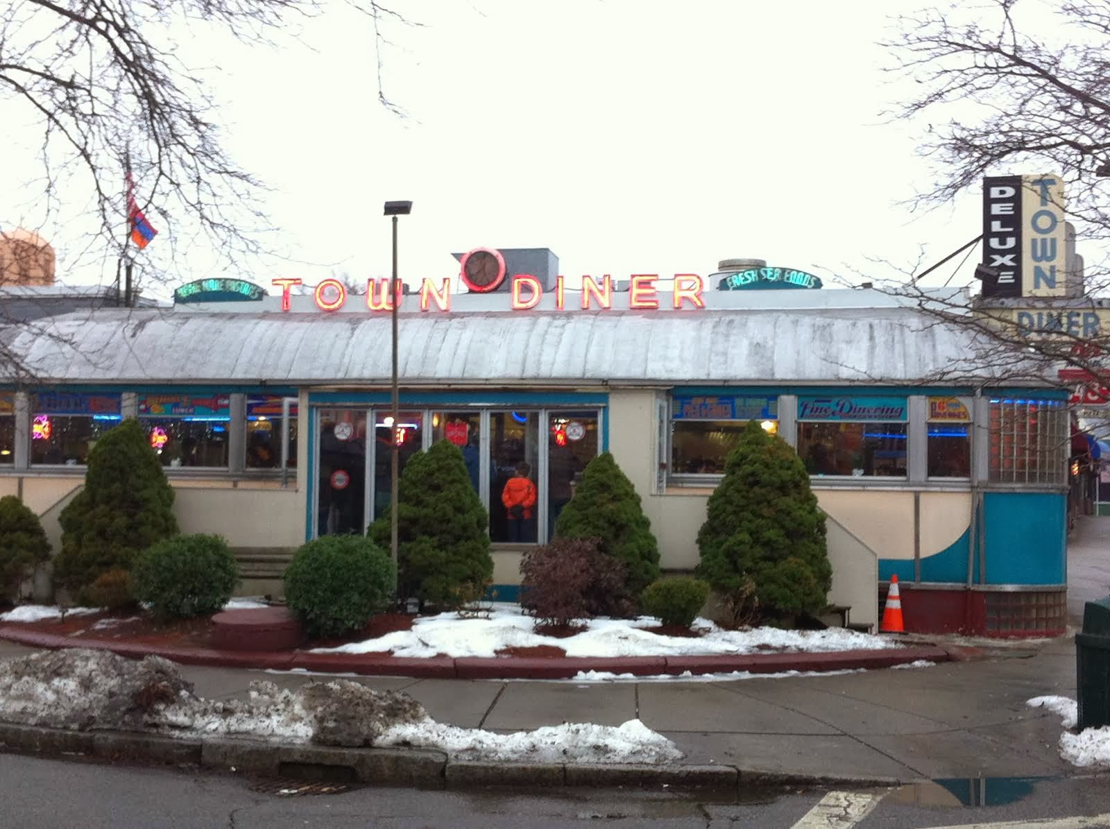 LAY OFF ME IM STARVING Deluxe Town Diner627 Mount Auburn Street