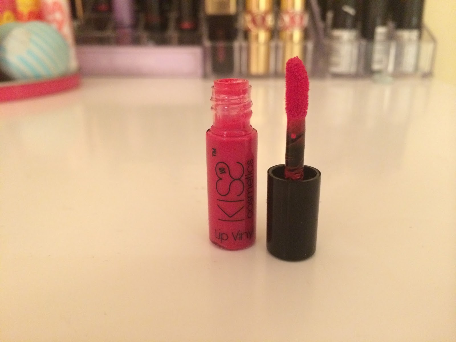 KISS Cosmetics Mini Lip Vinyl Review!