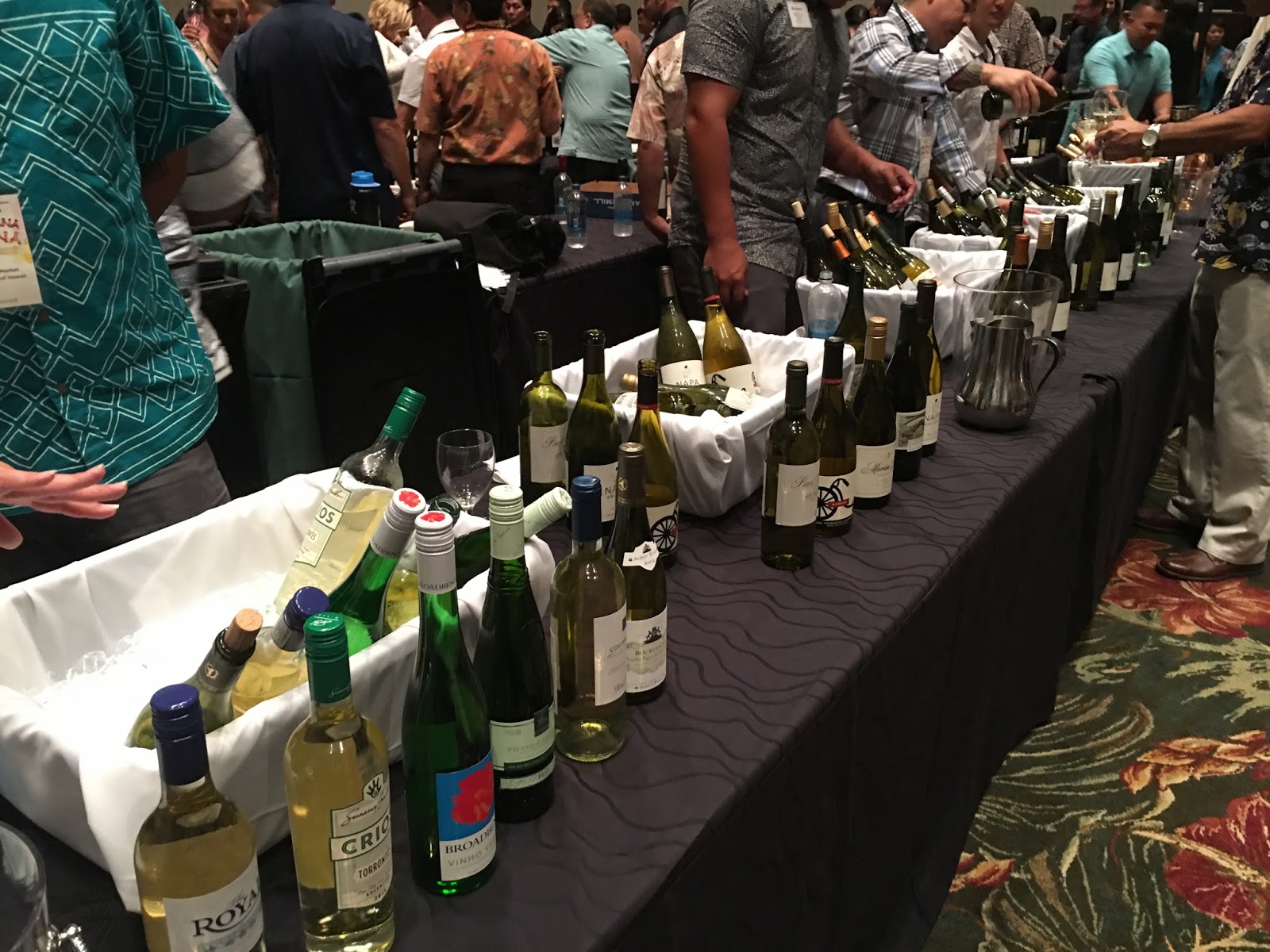 GREAT EATS HAWAII CHOPSTICKS AND WINE 2016