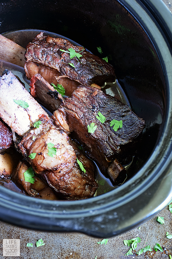 Slow Cooker Red Wine Short Ribs | by Life Tastes Good are fall off the bone tender and melt in your mouth with a rich, succulent flavor that can only be described as luxurious. #LTGrecipes