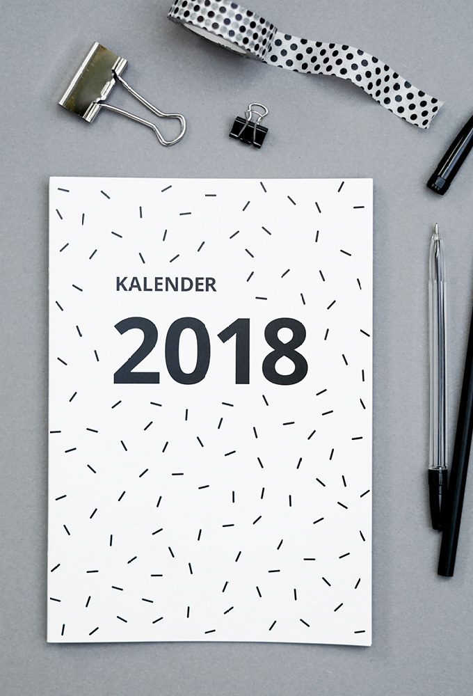 https://de.dawanda.com/product/72589907-kalender-2018-a5-monatskalender
