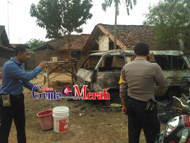 Lima Tahun Mangkrak,  Ambulance Dinkes Pringsewu Terbakar