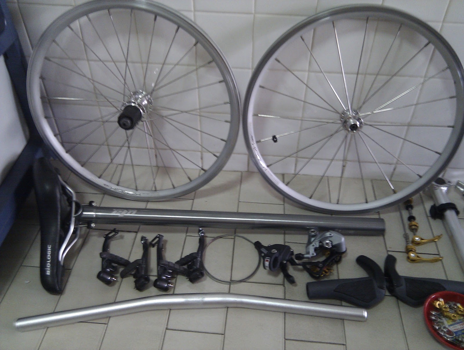 dahon landing gear compatibility