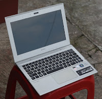 harga Sony Vaio SVT111A11W - 2nd Laptop