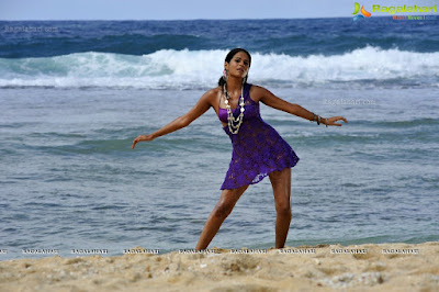 shraddha das beach dance high res44
