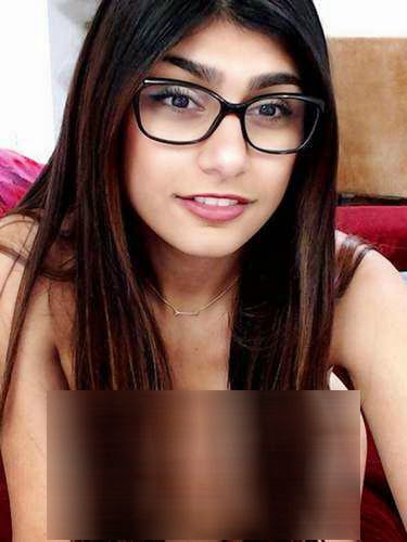 Mia Khalifa Berkomentar Tampil di Situs Porno Menggunakan Jilbab