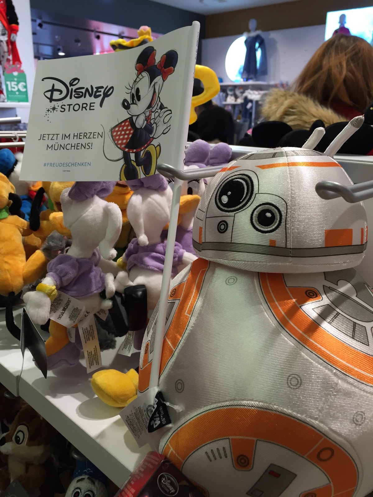 Crazy4film Disney STAR WARS News Disney Store In M nchen Er ffnet Crazy4film Disney STAR WARS News Disney Store In M nchen Er ffnet