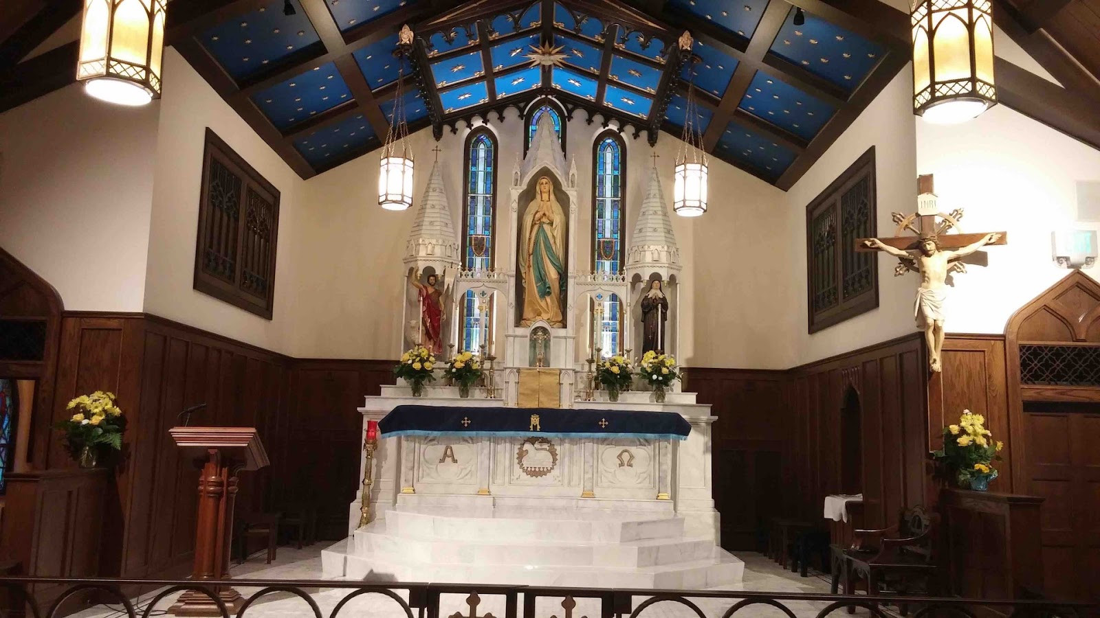 Introibo ad altare Dei Our Lady of Lourdes in Park Hills, KY