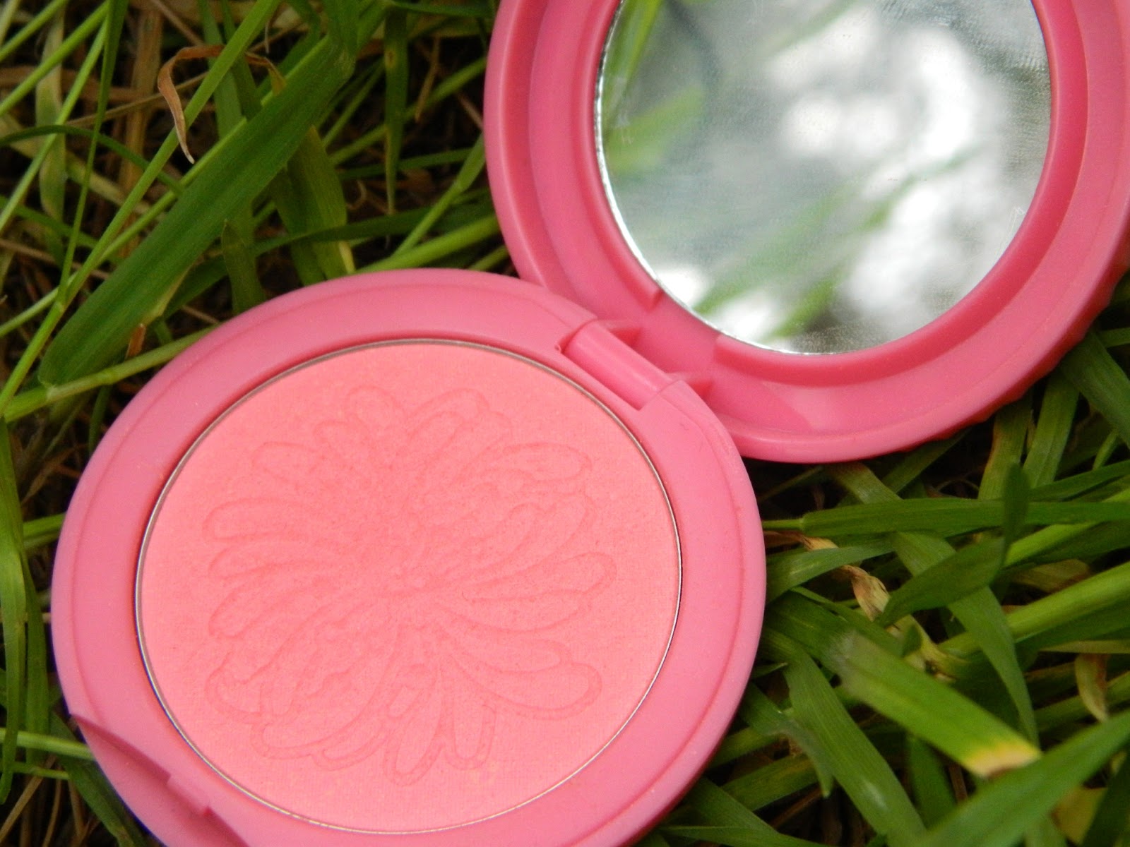 Pastel Spring Blush On Allık