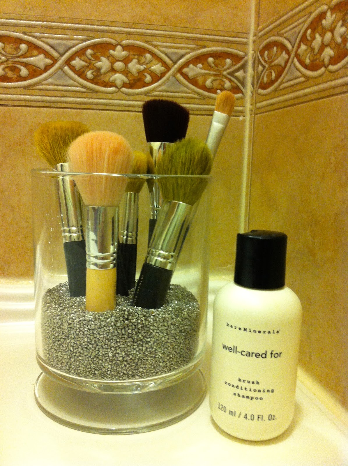 Tu casa blog: How I wash my makeup brushes...