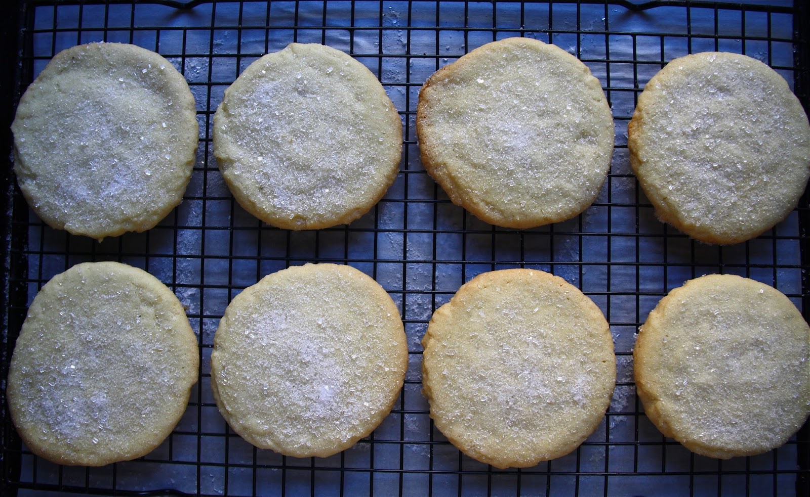 Tools of a Serial Cookie Baker {Bun Pan Rack} - The Sweet