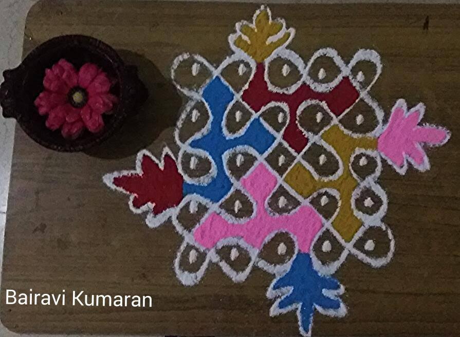 Sikku Kolam Designs With Dots Simple Kambi Kolam Designs Pink And Pink However, this technique depicts curved lines joining or circling the dots on the kolam grid. with dots simple kambi kolam designs