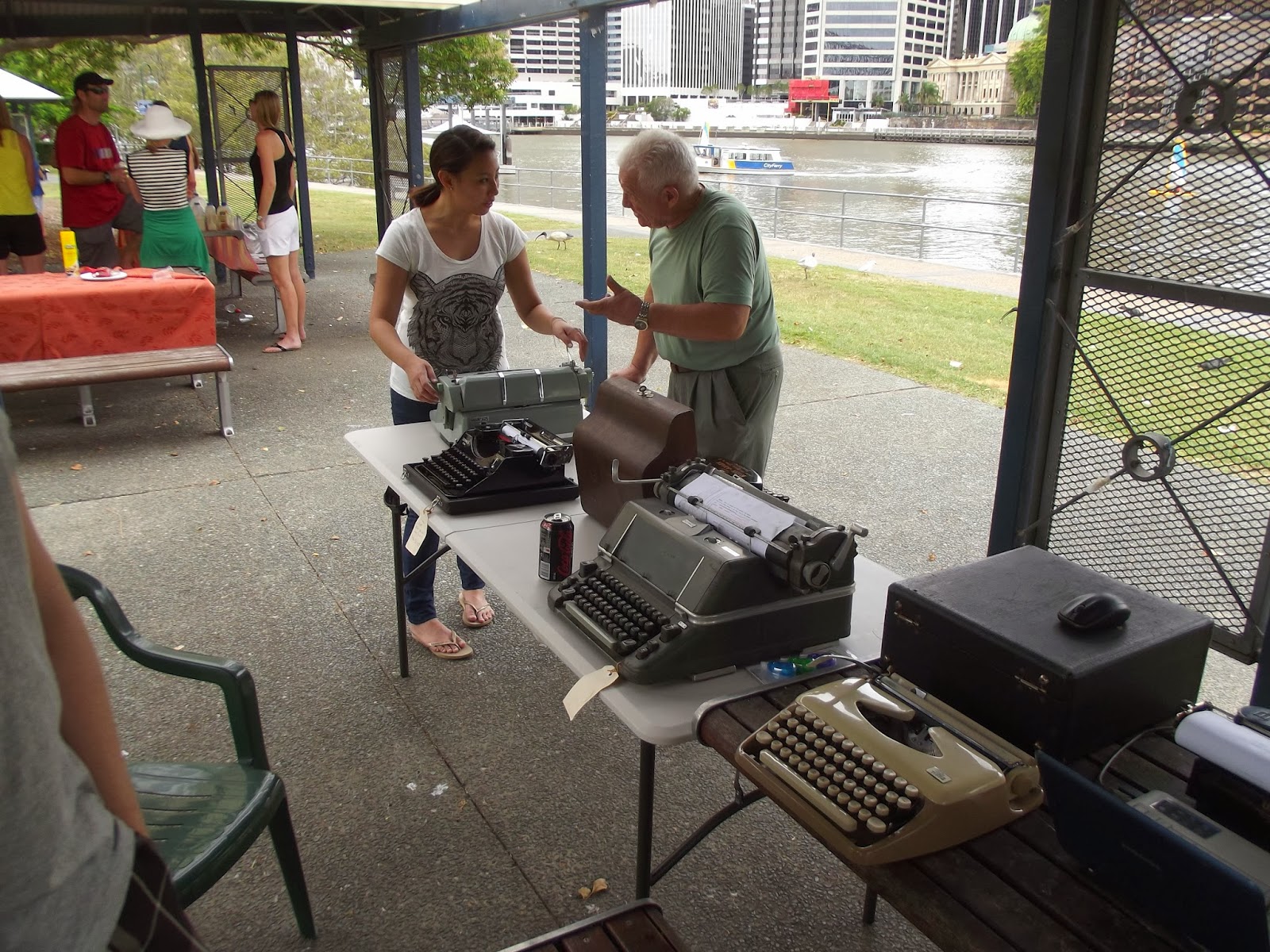 oz.Typewriter Brisbane TypeIn (Updated)