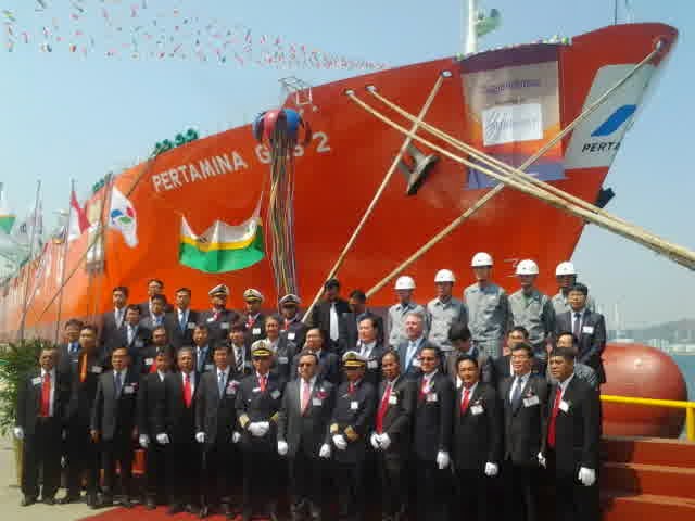Foto Kapal LPG Pertamina Terbesar Pertamina Gas 2