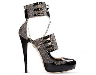 Temple of shoes: Collection of Shoes John Galliano: Fall / Winter 2011/2012