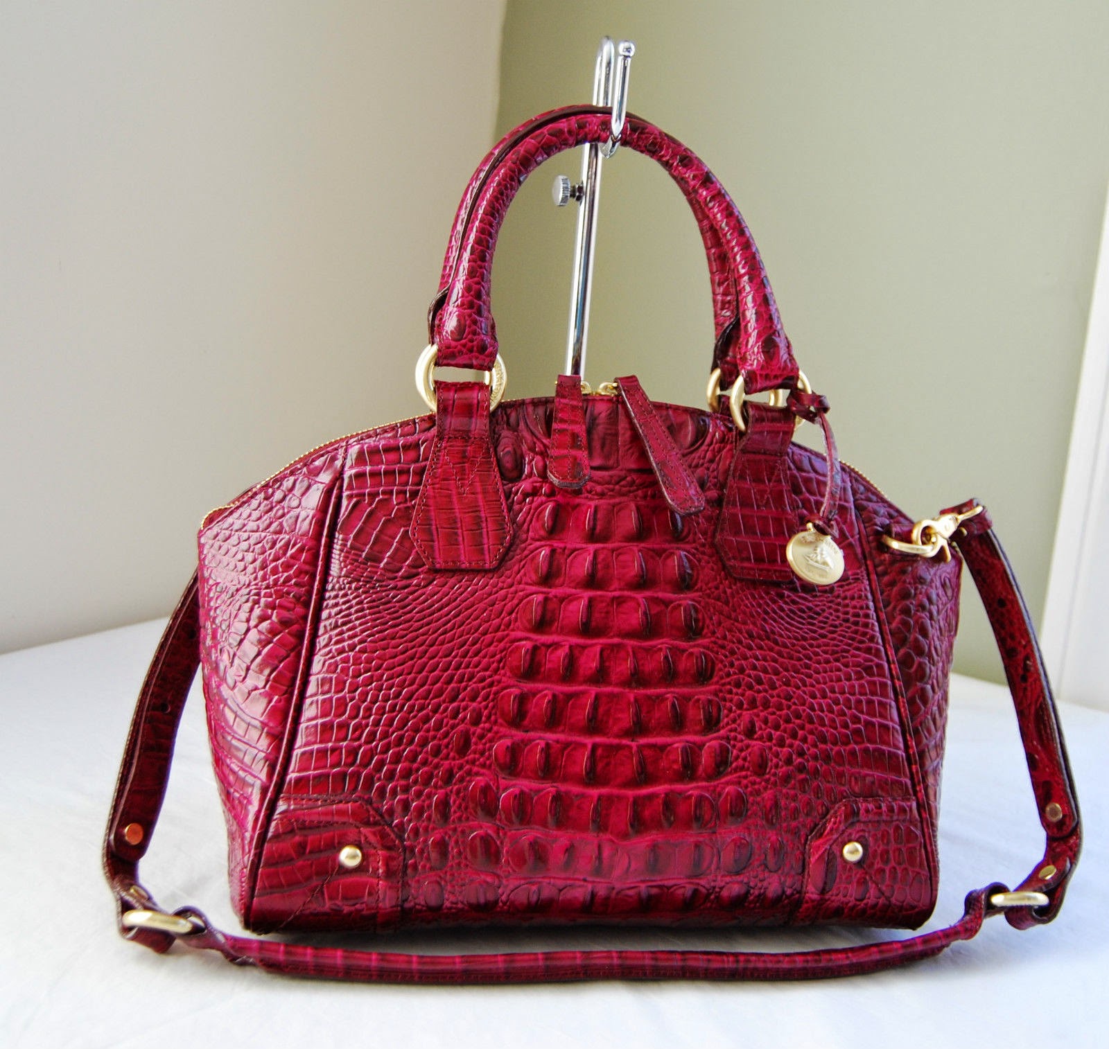 Coach Handbags & others direct from US, 100 Authentic. Pre Order