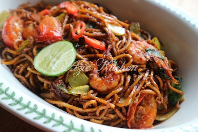 Mee Goreng Azie Kitchen