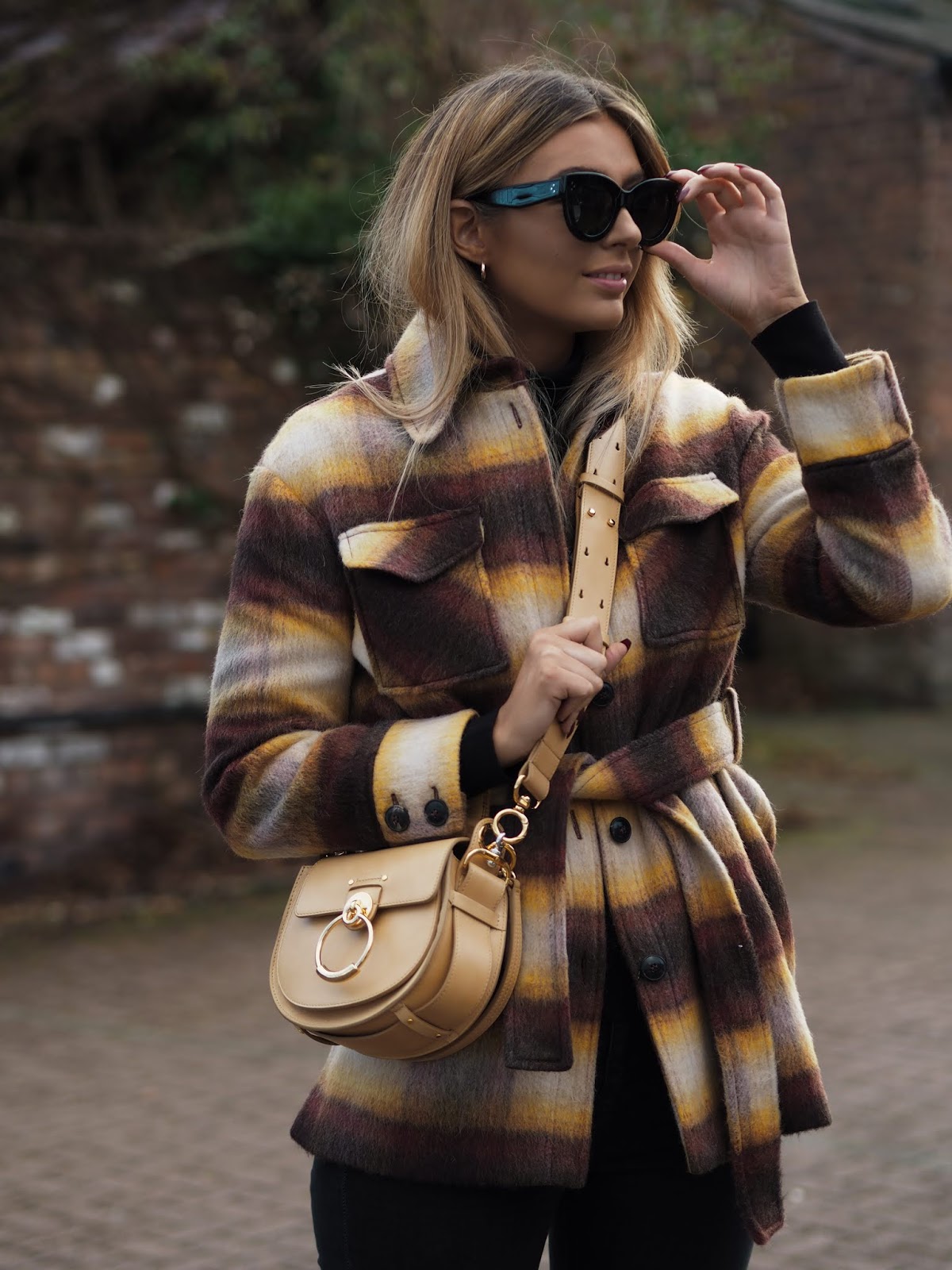 chloe tess bag street style