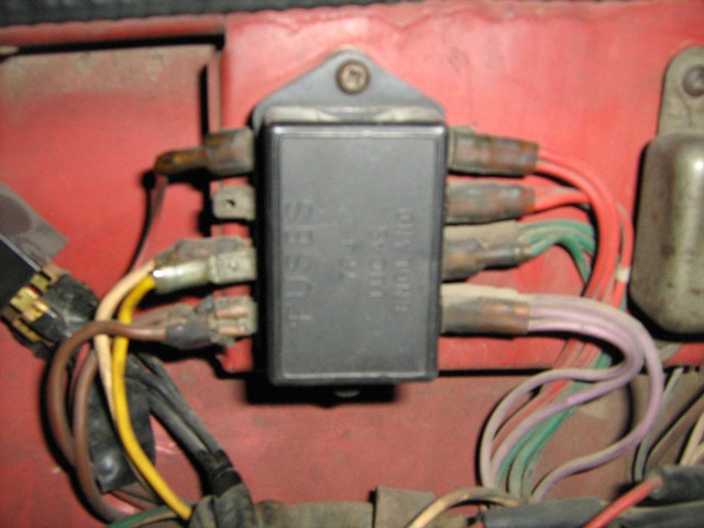 Diary of an MGB: Let there be light - Fuses and Relays mgb fuse box 