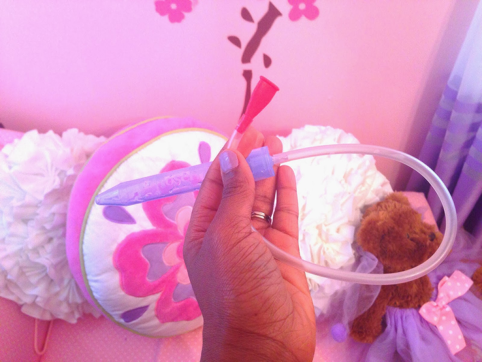 That's So Jaded: Mommies have you met the 'Nose Frida'?