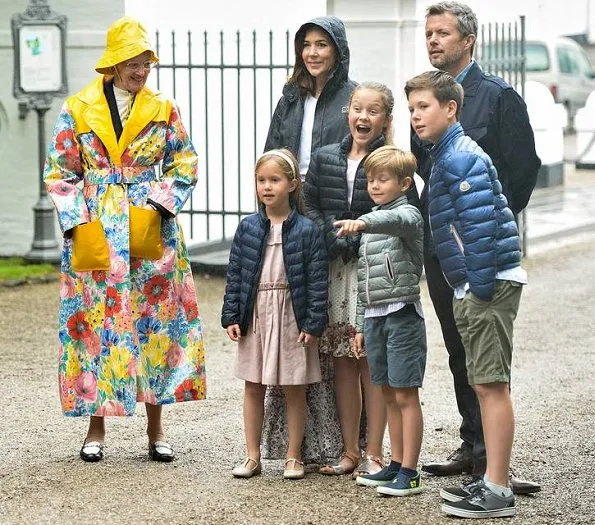 Crown Prince Frederik, Crown Princess Mary, Prince Vincent, Princess Josephine, Prince Christian and Princess Isabella