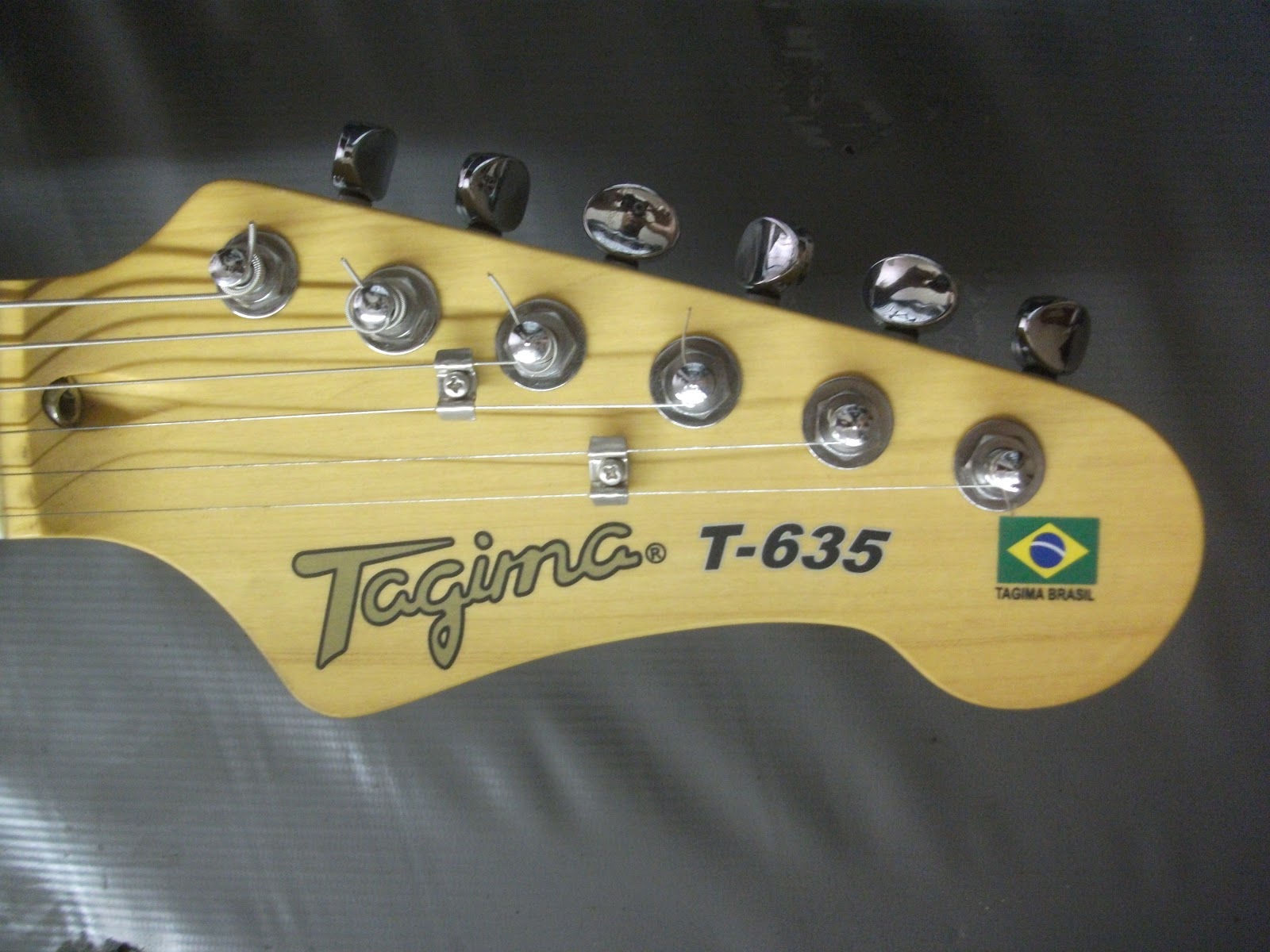 Guitar House Luthier Mogi Guaçu São Paulo : TAGIMA STRATOCASTER T-635