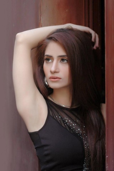 Pakistani Model Hannah Butt Latest Photoshoot 2013 She9