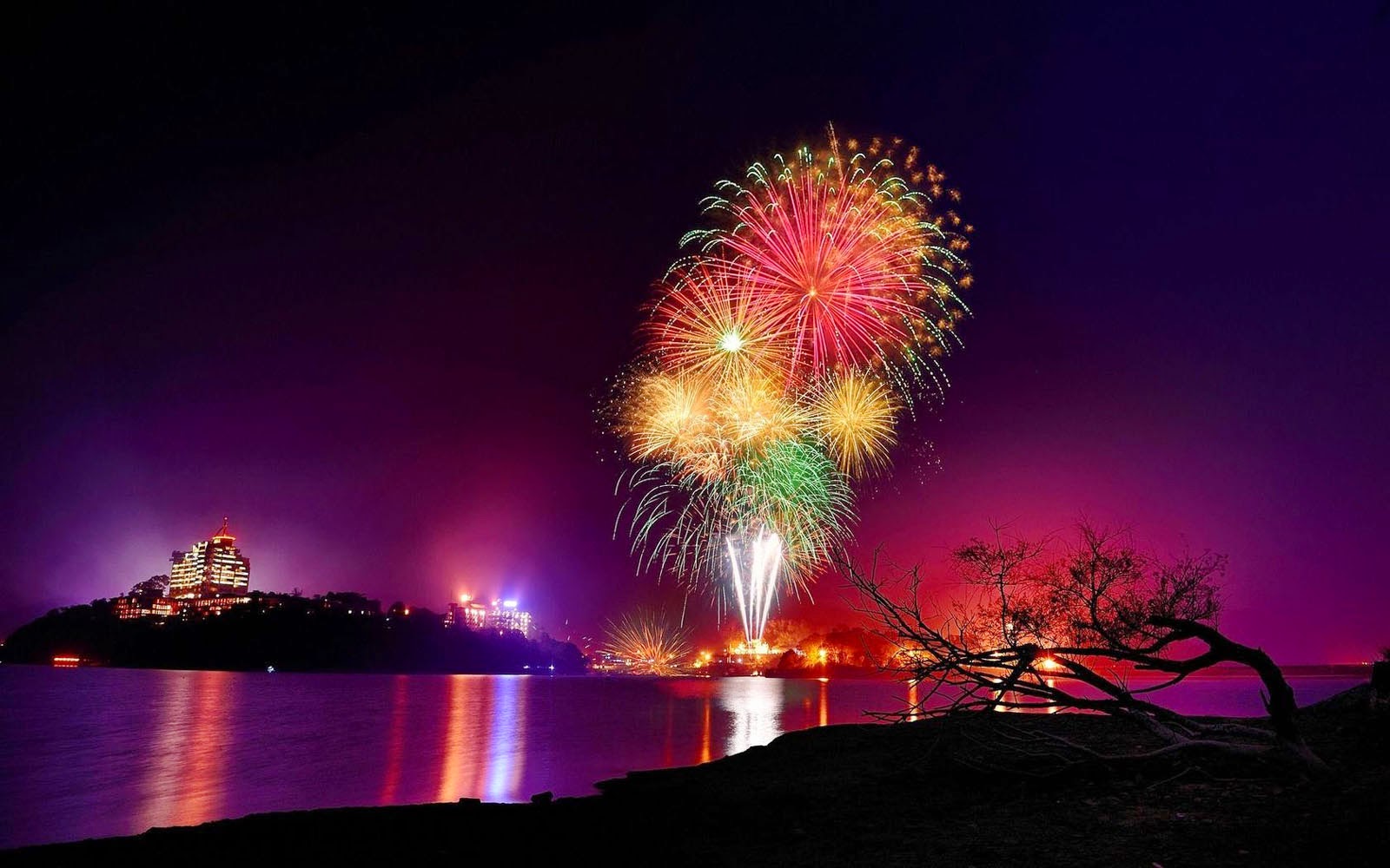 wallpapers: Fireworks Wallpapers