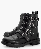 http://fr.boohoo.com/perrie-chaussures-de-randonnee-multiples-boucles-a-clous/DZZ43577.html?color=105
