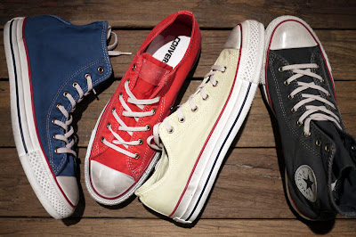 CROSSOVER: CONVERSE CHUCK TAYLOR WELL WORN COLLECTION
