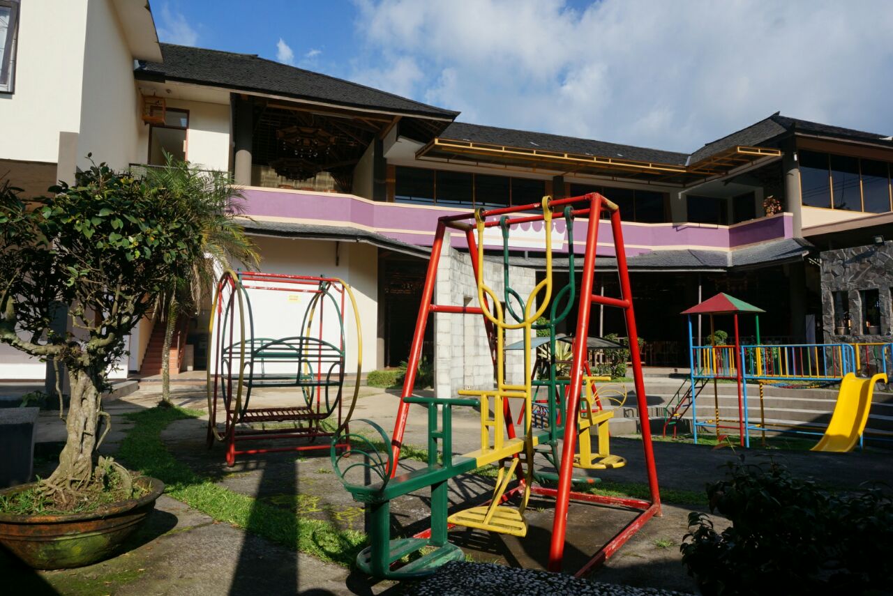 Grounded playground. Grounded playground