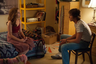 Zoey Deutch and Blake Jenner in Everybody Wants Some
