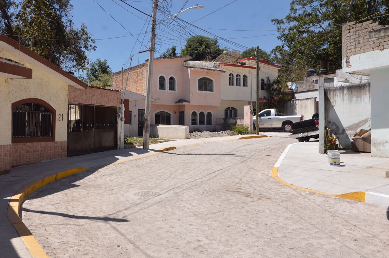 Gobierno del Cambio entrega obra de empedrado ahogado en la colonia Los Fresnos El Obturador Gobierno del Cambio entrega obra de empedrado ahogado en la colonia Los Fresnos El Obturador