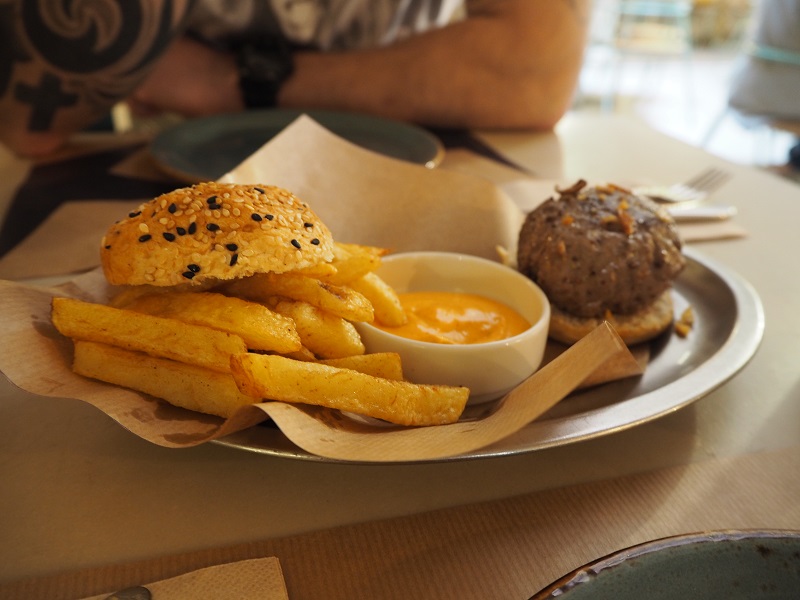 7 great places to eat in Seville - ox slider